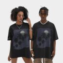 Unisex T-Shirt mit künstlerischem Aufdruck und kurzen Ärmeln