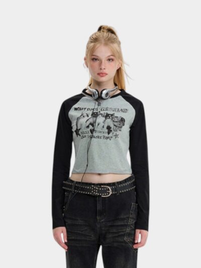 Women's Text print Long sleeves Crop Top