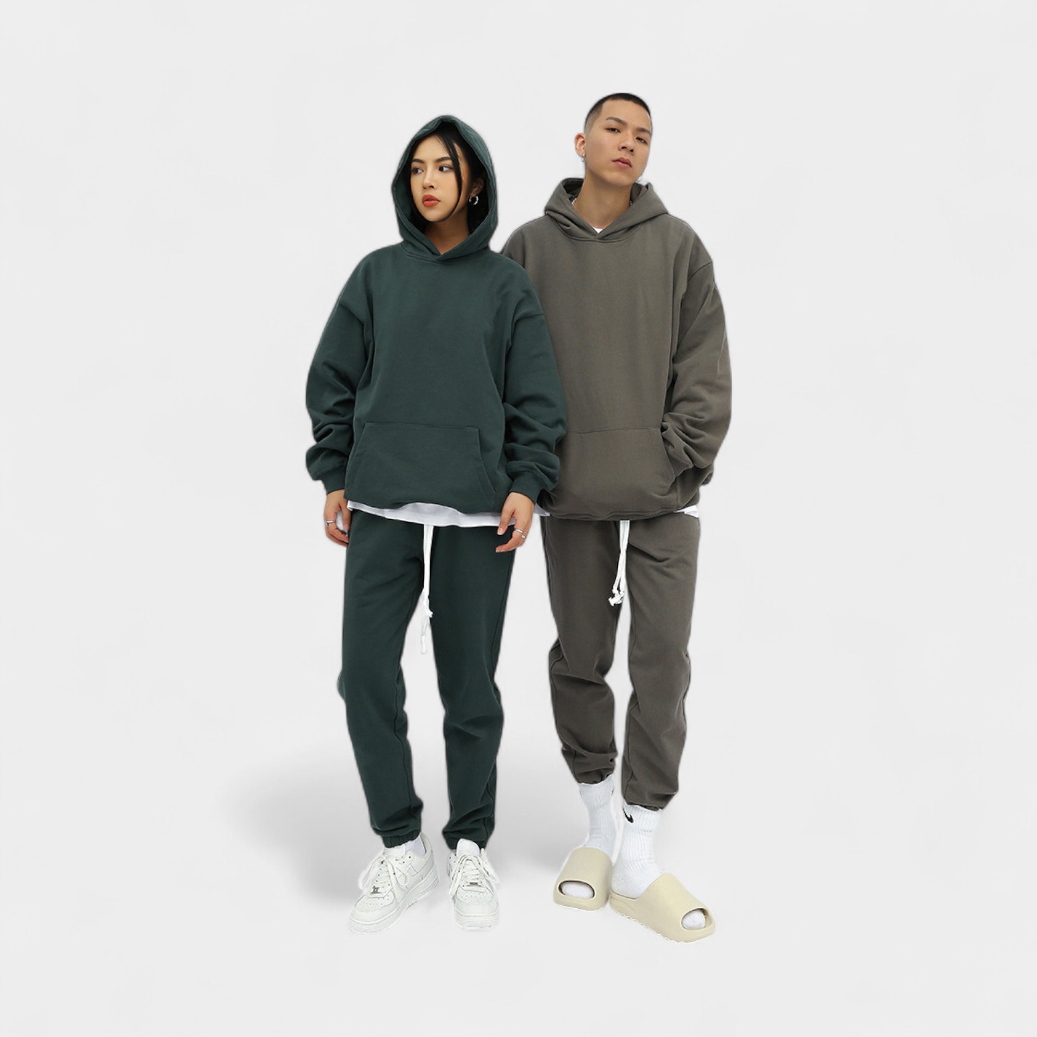 Unisex Oversized Hoodie mit langen Ärmeln – Bild 2