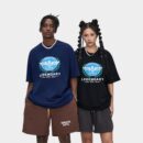 Unisex T-Shirt mit Textdruck und kurzen Ärmeln