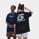 Unisex T-Shirt mit Textdruck und kurzen Ärmeln