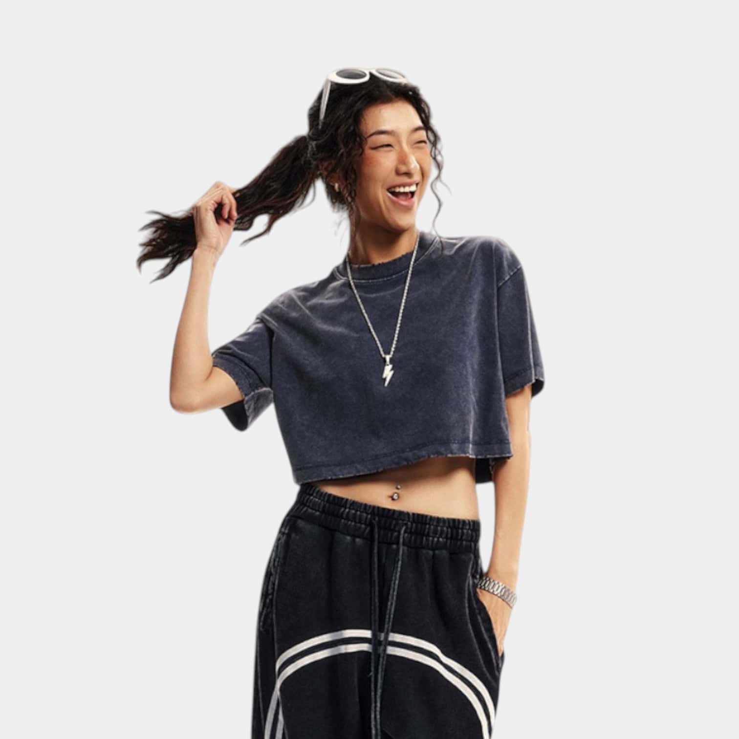 Damen Regular Fit Kurzarm Crop Top – Bild 4