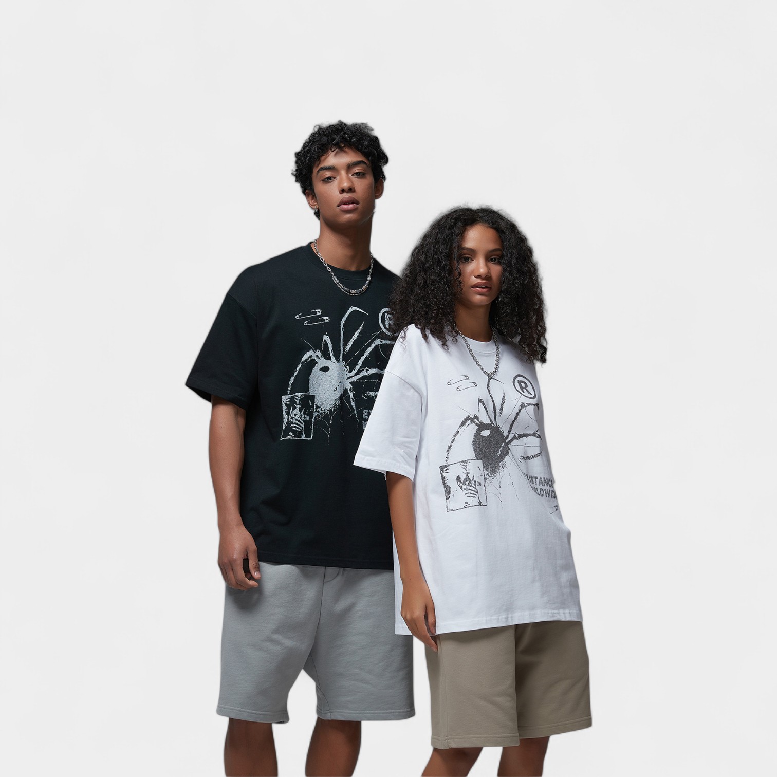 Unisex T-Shirt mit künstlerischem Aufdruck und kurzen Ärmeln – Bild 3