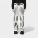 Herren Jeans mit künstlerischem Aufdruck