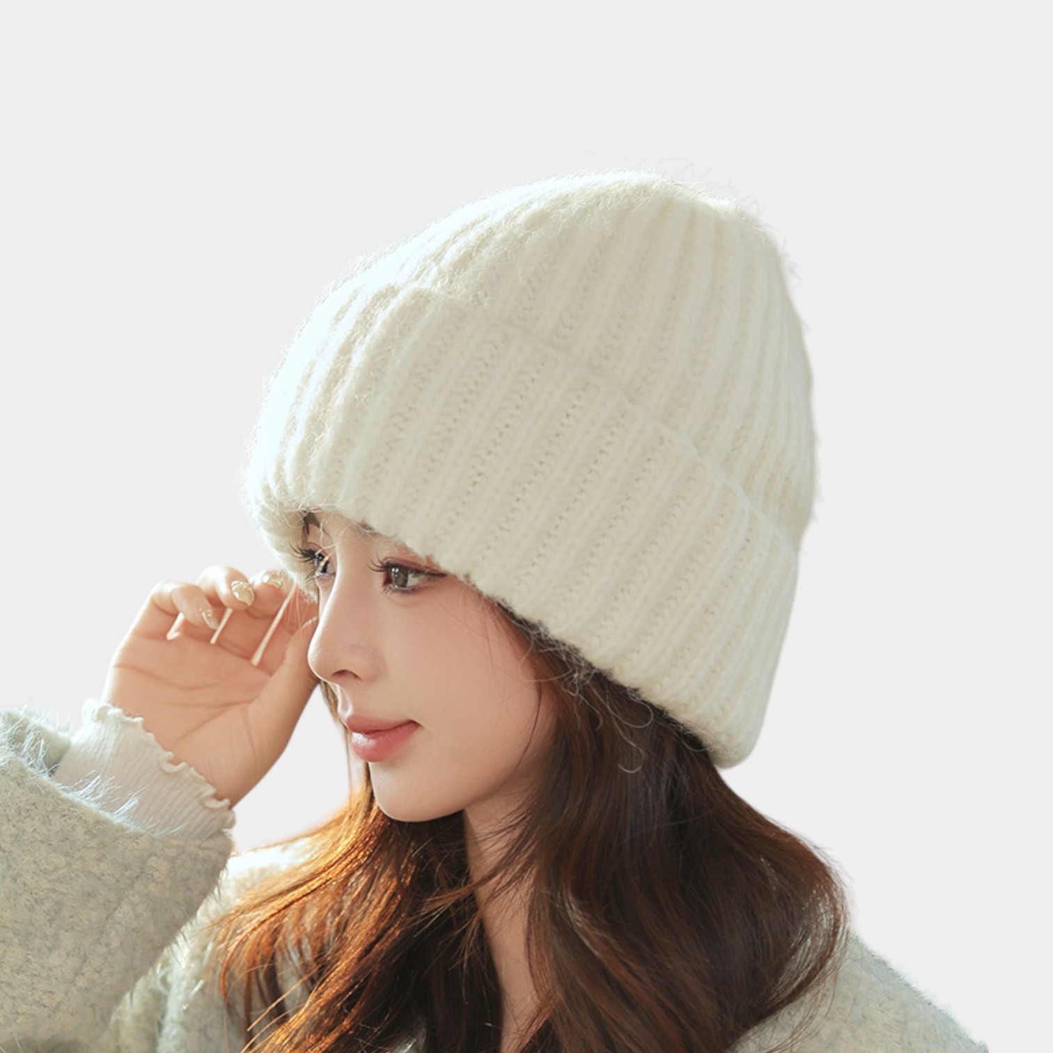 Little Red Book recommend extended version face-looking small thick knitted pile hat female autumn and winter ear protection Korean fashion wool hat