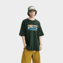 Herren T-Shirt mit künstlerischem Druck und kurzen Ärmeln