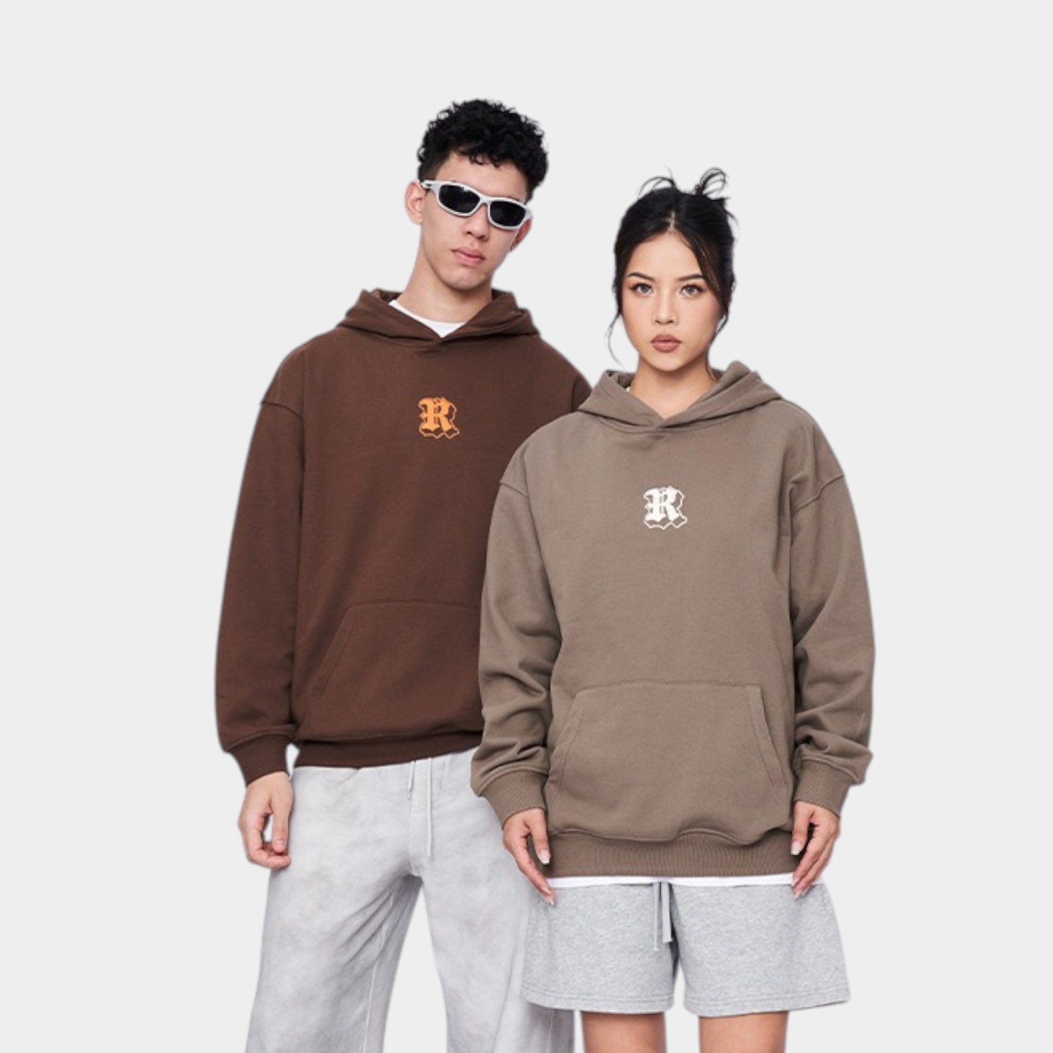 Unisex Hoodie mit Textdruck und langen Ärmeln