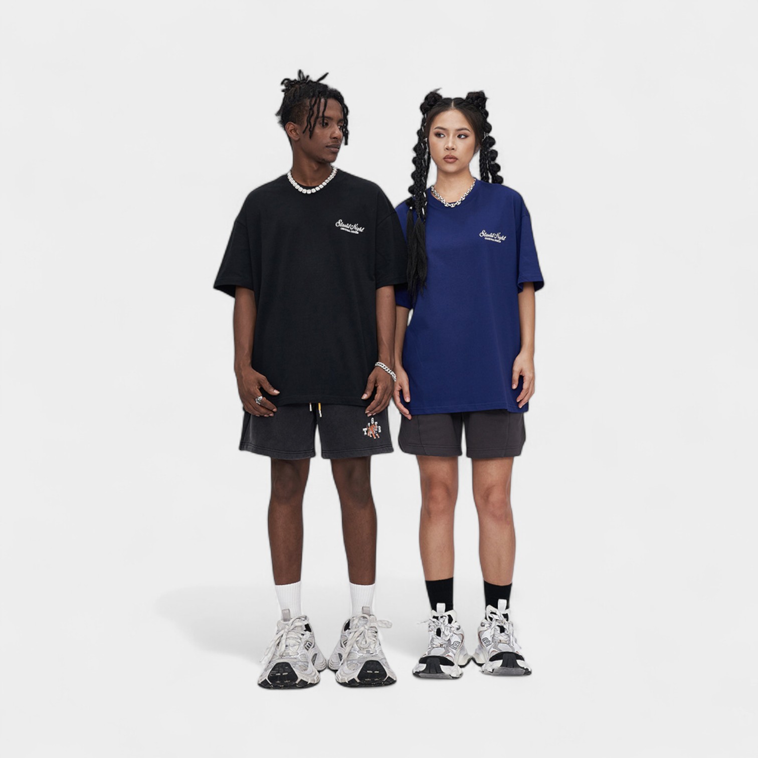 Unisex T-Shirt mit künstlerischem Aufdruck und kurzen Ärmeln – Bild 4