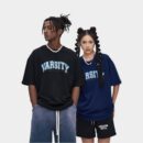 Unisex T-Shirt mit Textdruck und kurzen Ärmeln