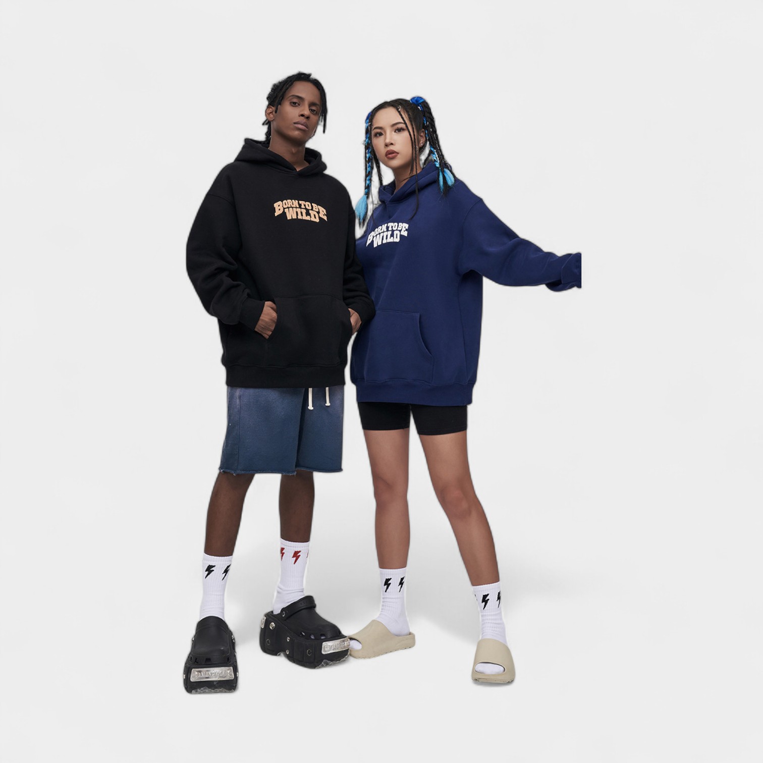 Unisex Hoodie mit Textdruck und langen Ärmeln – Bild 3